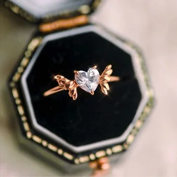 Pyszne Różowe złocenie Skrzydło Anioła Serce CZ Cyrkon Kobiece Pierścień Biały Kryształ Ślub Pierścionek Zaręczynowy Pierścionek Zaręczynowy Biżuteria
